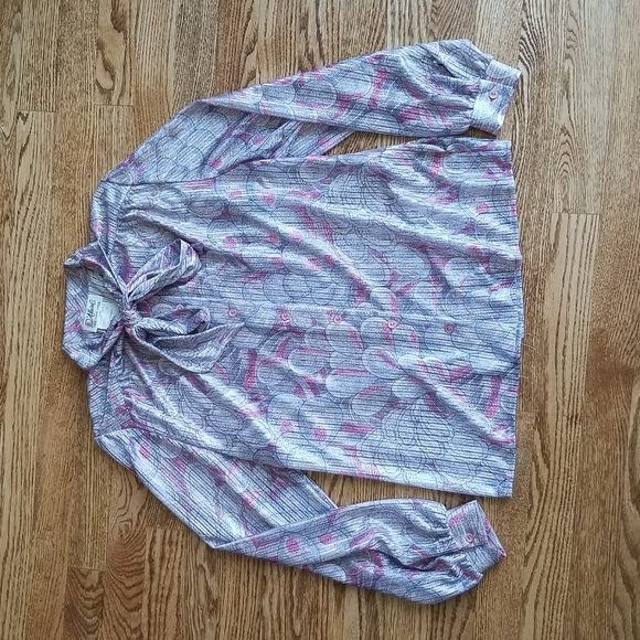 (10) D'Allaird's Made in Canada Vintage Blouse Bow Tie Neck Satin Soft Silky - Picture 1 of 7